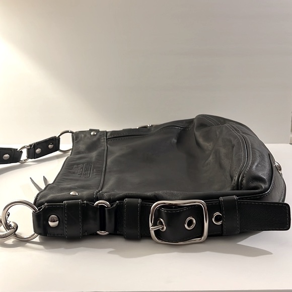 100% Authentic Coach Zoe Vintage Black Leather Handbag with Chrome Hardware - Picture 7 of 10